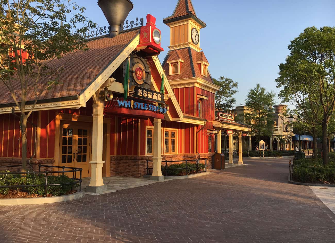 Shanghai Disney Mickey Avenue retail