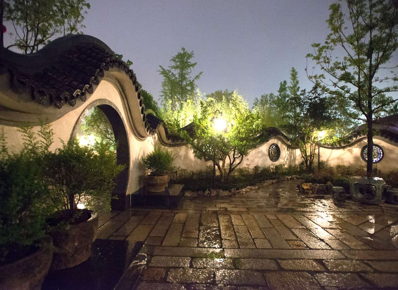 Shanghai Disney Wandering moon entry garden